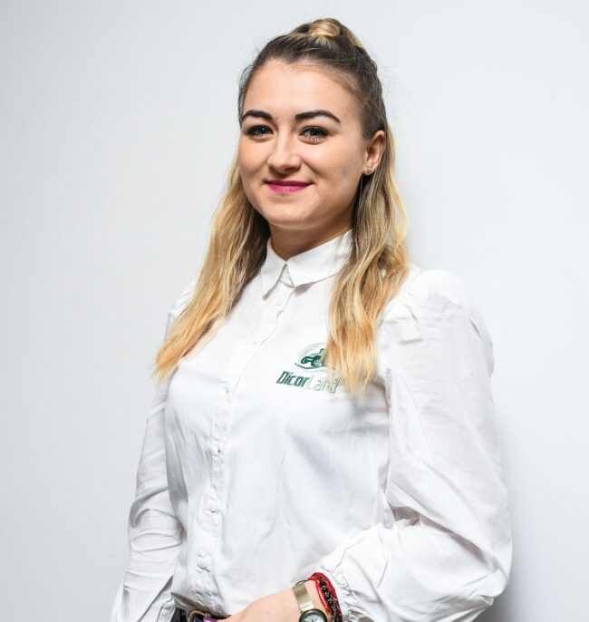 AURA LAZĂR DICORLAND